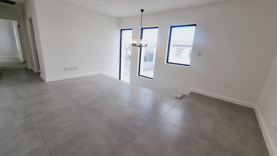 4 Bedroom Property for Sale in Sandown Western Cape